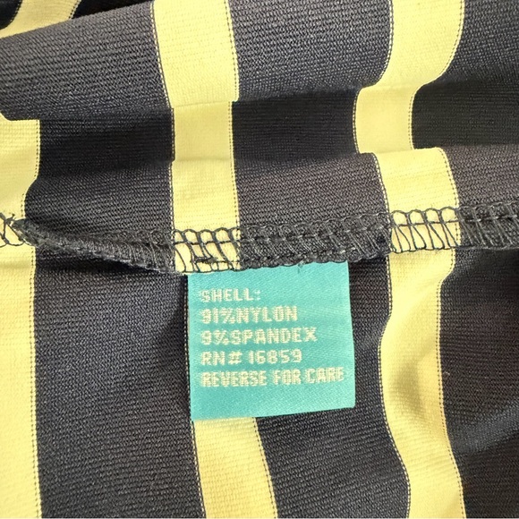 J McLaughlin Patrice Off Shoulder Striped Nautical Coastal Dress XS 41395 - Picture 6 of 8